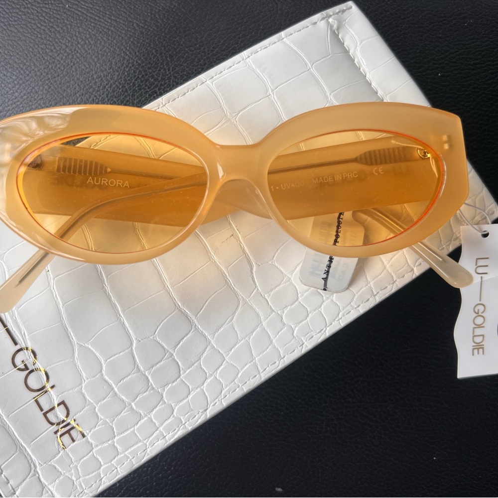 Lu Goldie Aurora Sunglasses - Anthropologie